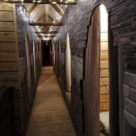 Ouna Puhketalu Séjour à la ferme