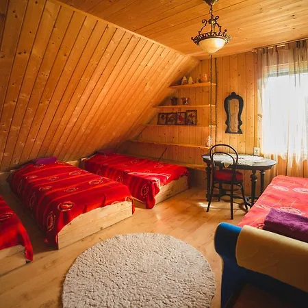 Alloggio per agriturismo Ouna Puhketalu Jogeva