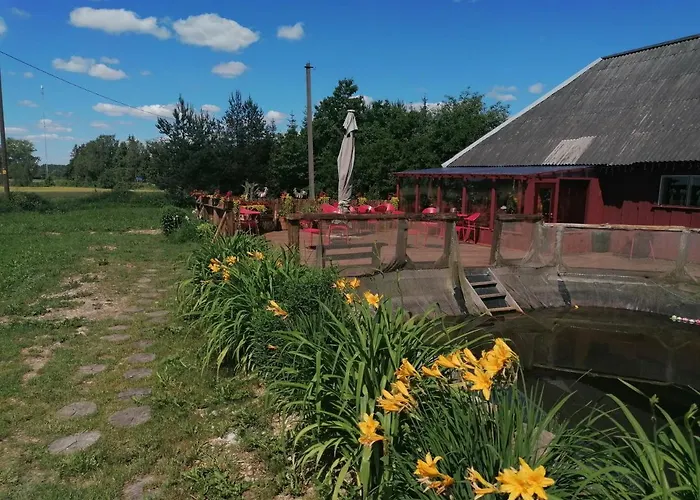 Farm stay Ouna Puhketalu *