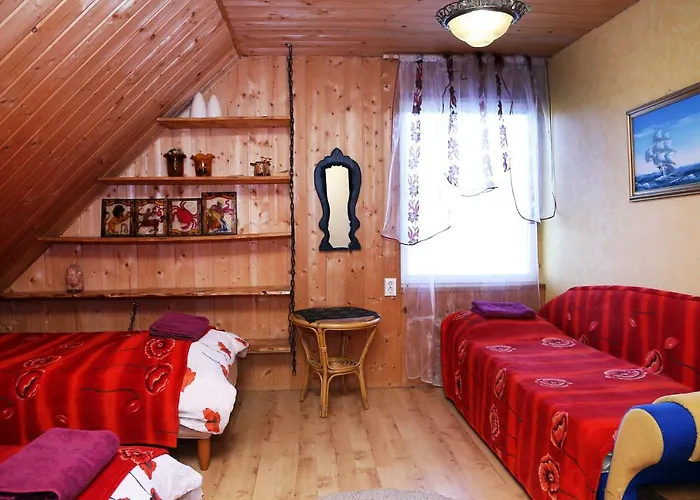 Ouna Puhketalu Farm stay