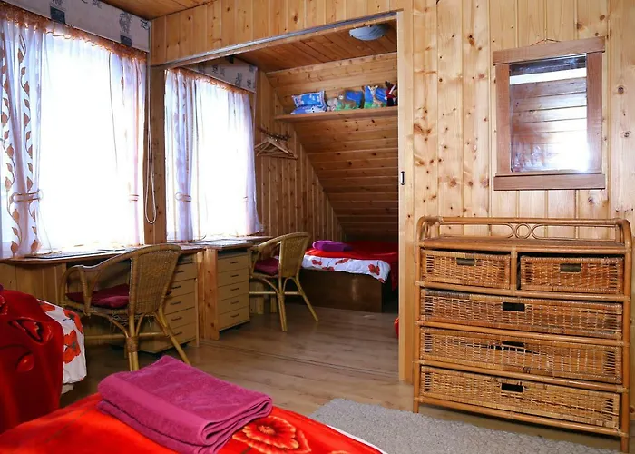 Ouna Puhketalu Farm stay